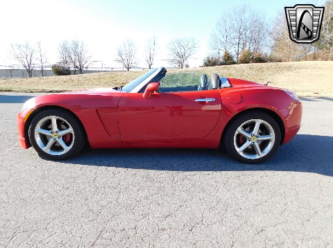 2007 Saturn Sky image 13
