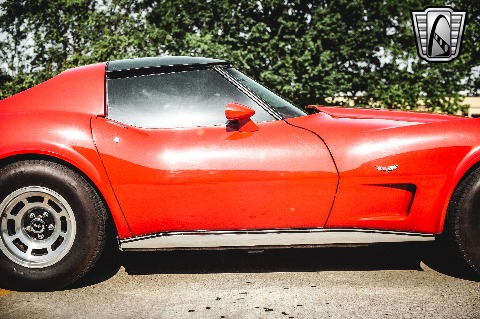 1977 Chevrolet Corvette image 32