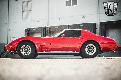1977 Chevrolet Corvette image 12