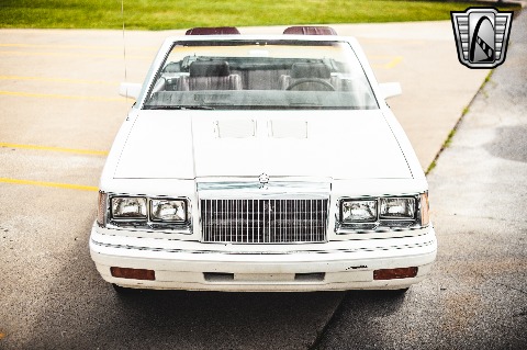 1986 Chrysler Lebaron image 5