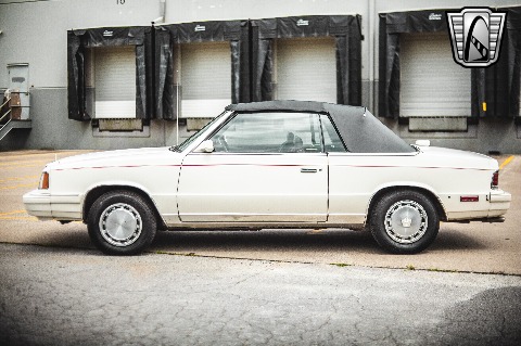 1986 Chrysler Lebaron image 32