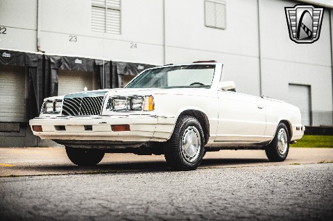 1986 Chrysler Lebaron image 10