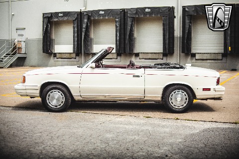 1986 Chrysler Lebaron image 12