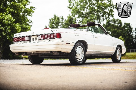 1986 Chrysler Lebaron image 22