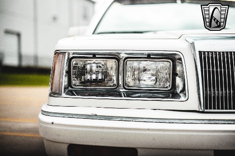 1986 Chrysler Lebaron image 48