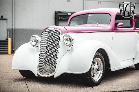 1935 Chevrolet Sedan image 35