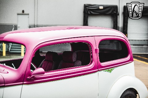 1935 Chevrolet Sedan image 67