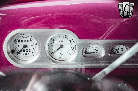 1935 Chevrolet Sedan image 96