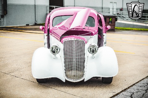 1935 Chevrolet Sedan image 72