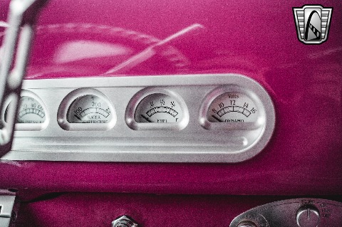 1935 Chevrolet Sedan image 98