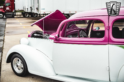 1935 Chevrolet Sedan image 74