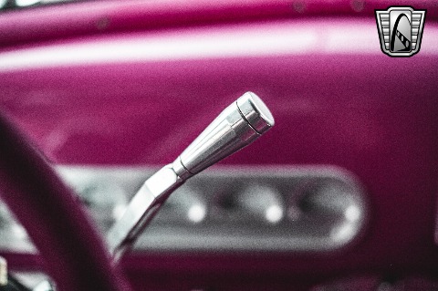 1935 Chevrolet Sedan image 100