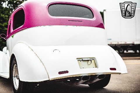 1935 Chevrolet Sedan image 50