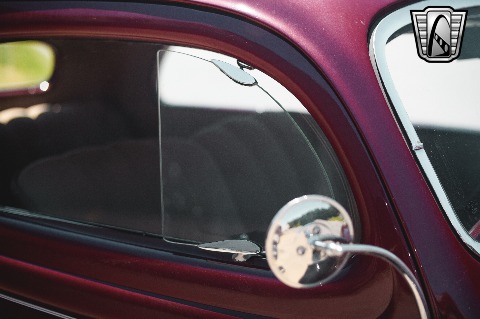 1935 Ford Tudor image 82