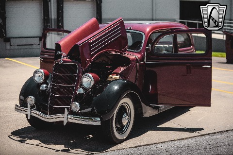 1935 Ford Tudor image 84