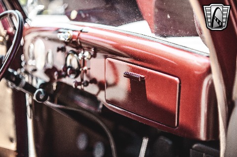 1935 Ford Tudor image 137