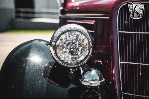 1935 Ford Tudor image 35