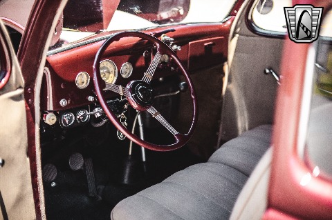 1935 Ford Tudor image 113