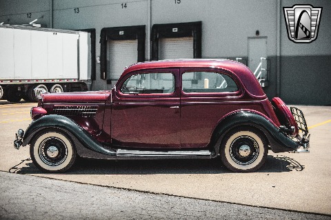1935 Ford Tudor image 10