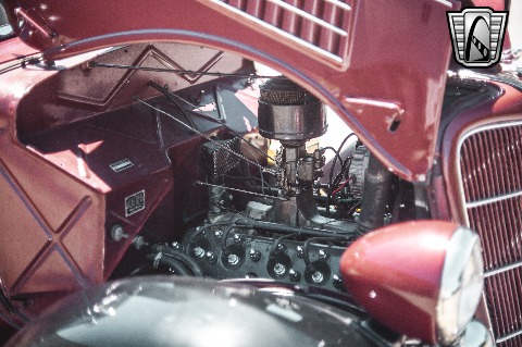 1935 Ford Tudor image 91