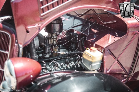 1935 Ford Tudor image 92