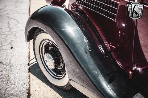 1935 Ford Tudor image 42