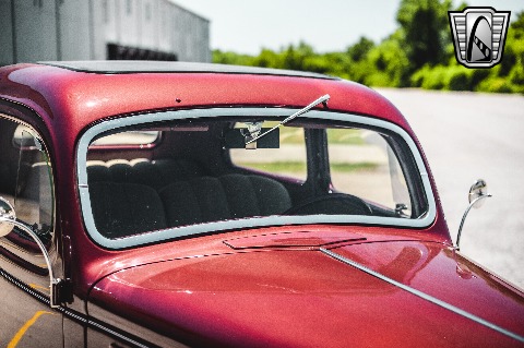 1935 Ford Tudor image 68