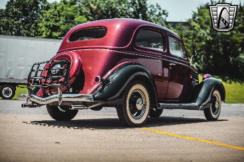 1935 Ford Tudor image 20