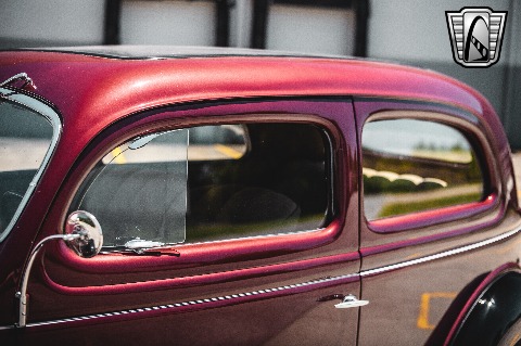 1935 Ford Tudor image 72