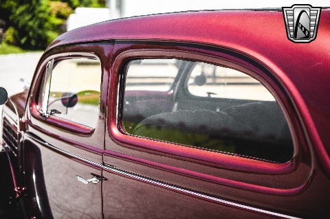 1935 Ford Tudor image 75