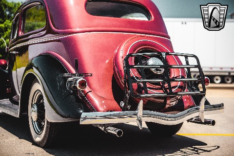 1935 Ford Tudor image 50