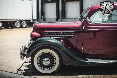 1935 Ford Tudor image 27