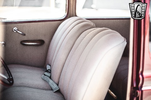 1935 Ford Tudor image 131