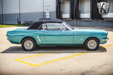 1965 Ford Mustang image 39