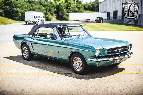 1965 Ford Mustang image 40