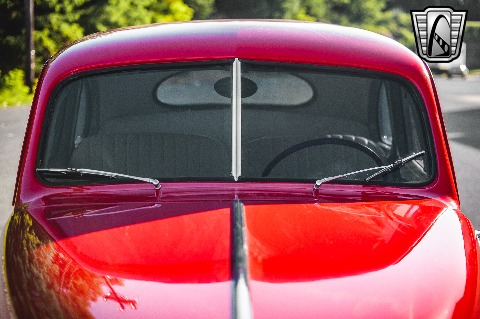 1941 Ford Super Deluxe image 60