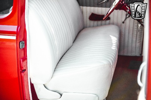 1941 Ford Super Deluxe image 112