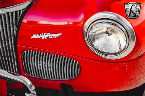 1941 Ford Super Deluxe image 37