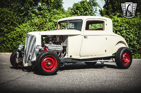1933 Chrysler Coupe image 3
