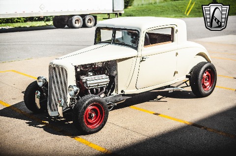 1933 Chrysler Coupe image 4