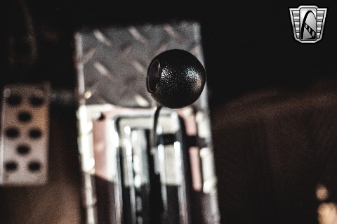 1933 Chrysler Coupe image 134