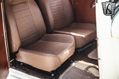 1933 Chrysler Coupe image 141