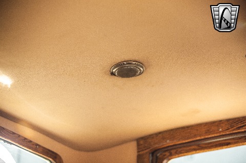 1933 Chrysler Coupe image 143