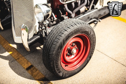 1933 Chrysler Coupe image 40