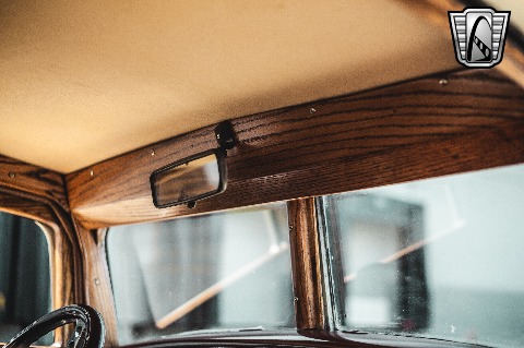 1933 Chrysler Coupe image 144