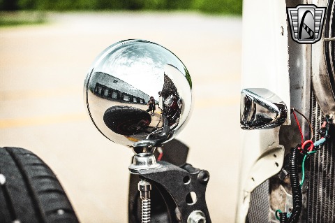 1933 Chrysler Coupe image 68