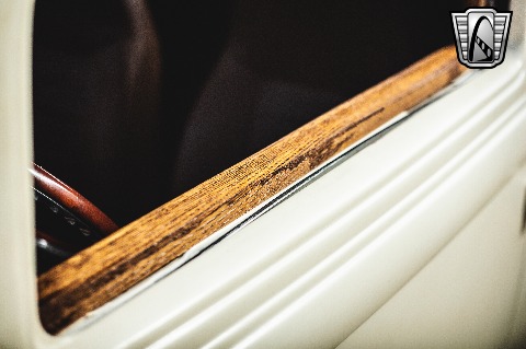 1933 Chrysler Coupe image 44