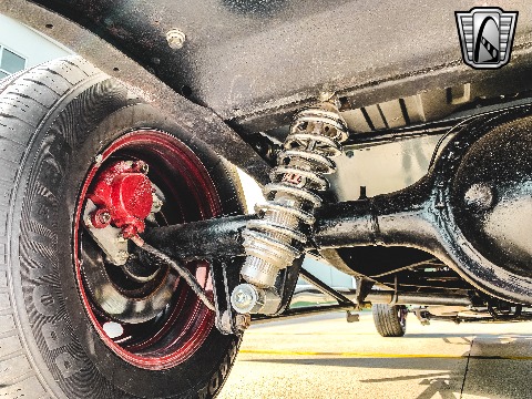 1933 Chrysler Coupe image 154