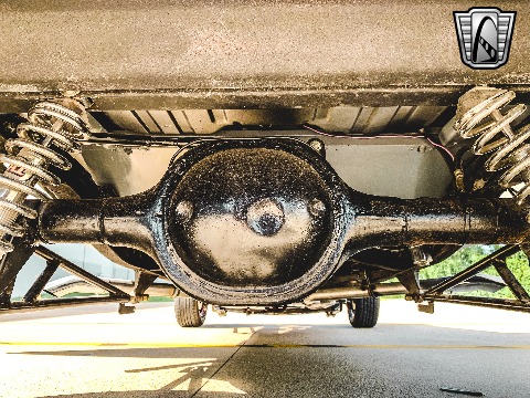 1933 Chrysler Coupe image 155