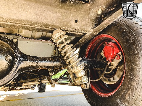 1933 Chrysler Coupe image 156